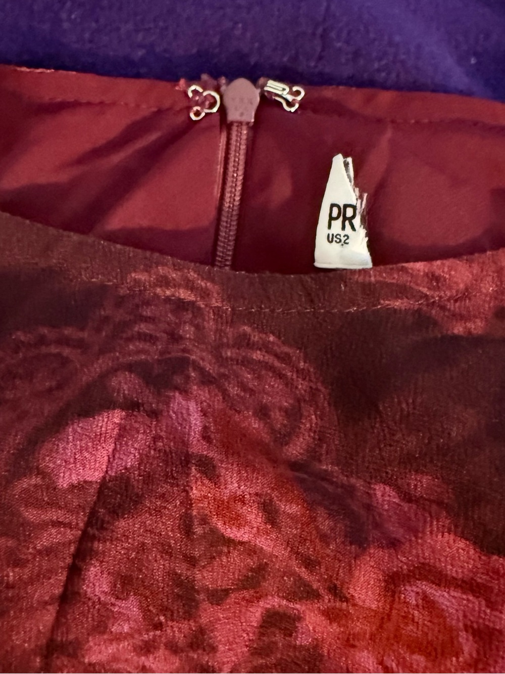 Floral Bodycon Mini Dress in Burgundy - Picture 3 of 4